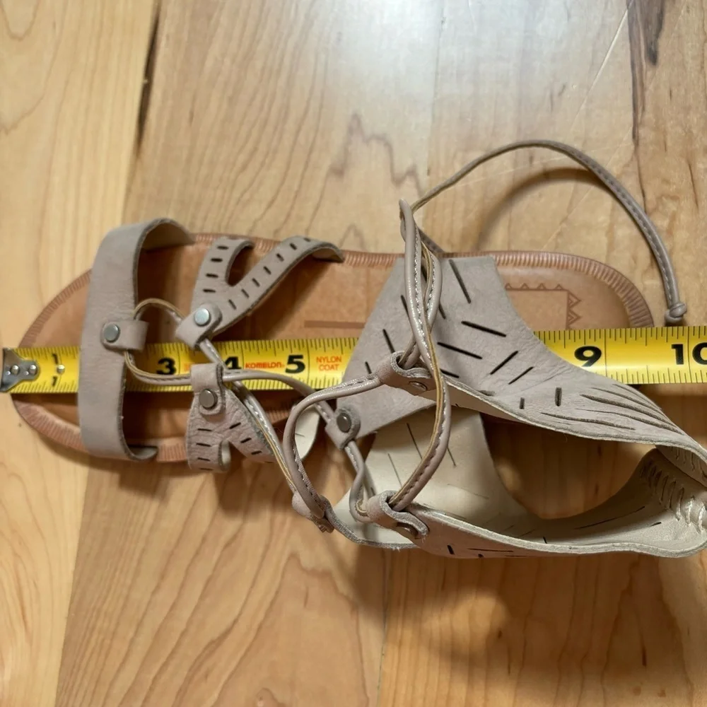 Dolce Vita Juno Leather Sandals
